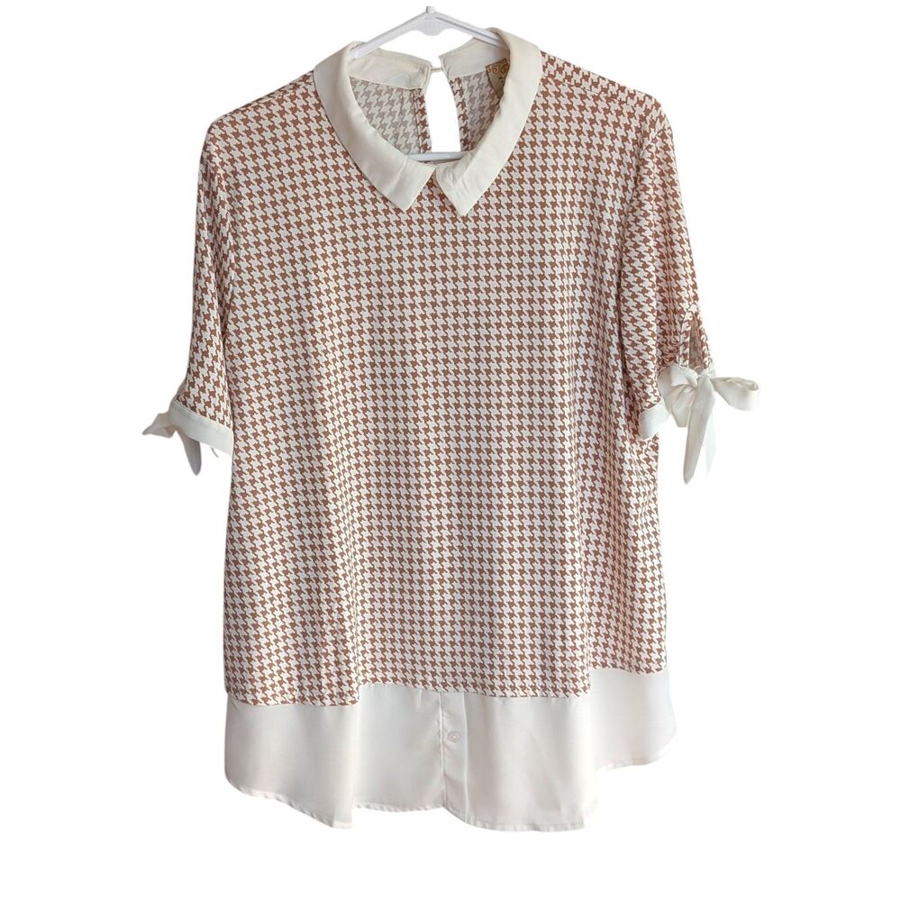 Misia Curvy Womens Tan & White Houndstooth Print Short Sleeve Blouse XL